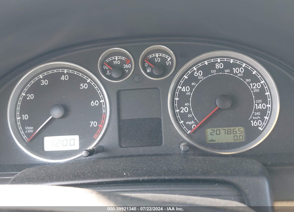 2003 VOLKSWAGEN PASSAT GLS VIN: WVWVD63B63E080826