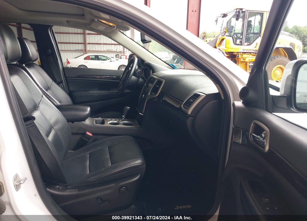2013 JEEP GRAND CHEROKEE LAREDO VIN: 1C4RJFAG2DC582545