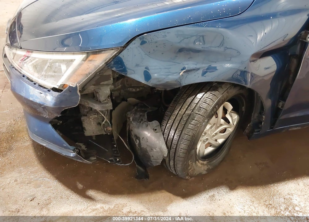 2019 HYUNDAI ELANTRA VIN: 5NPD74LFXKH491011
