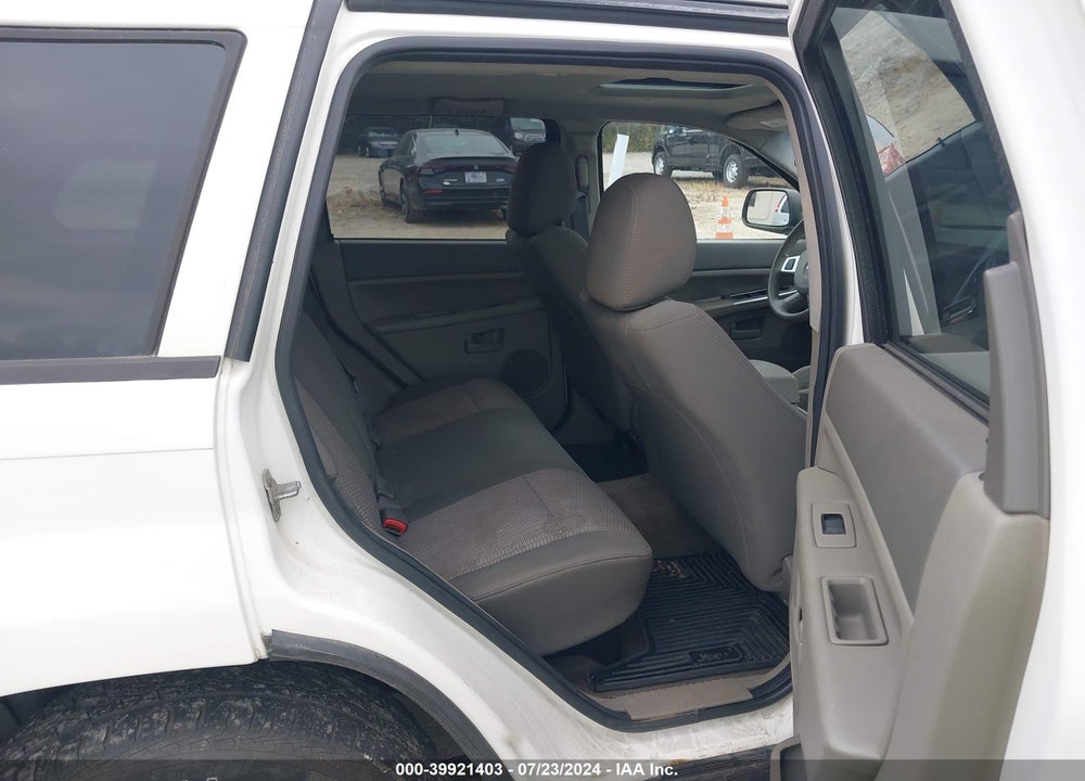 2008 JEEP GRAND CHEROKEE VIN: 1J8GR48K88C138468