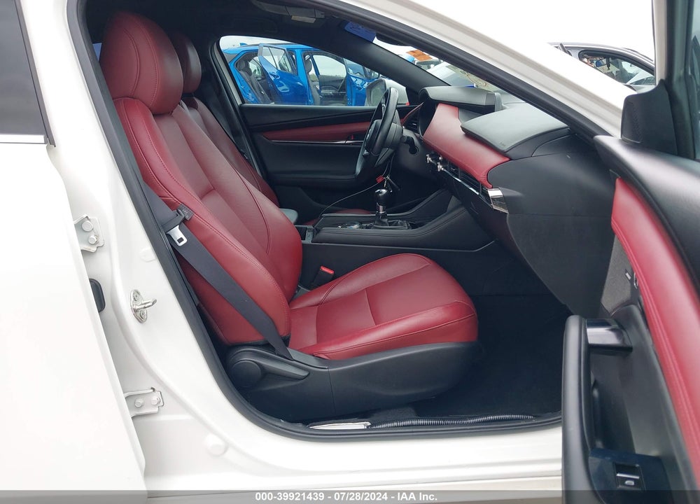 2020 MAZDA 3 PREMIUM PACKAGE VIN: JM1BPANM7L1163684