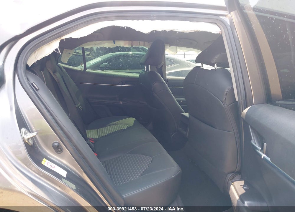 2019 TOYOTA CAMRY SE VIN: 4T1B11HK5KU231582