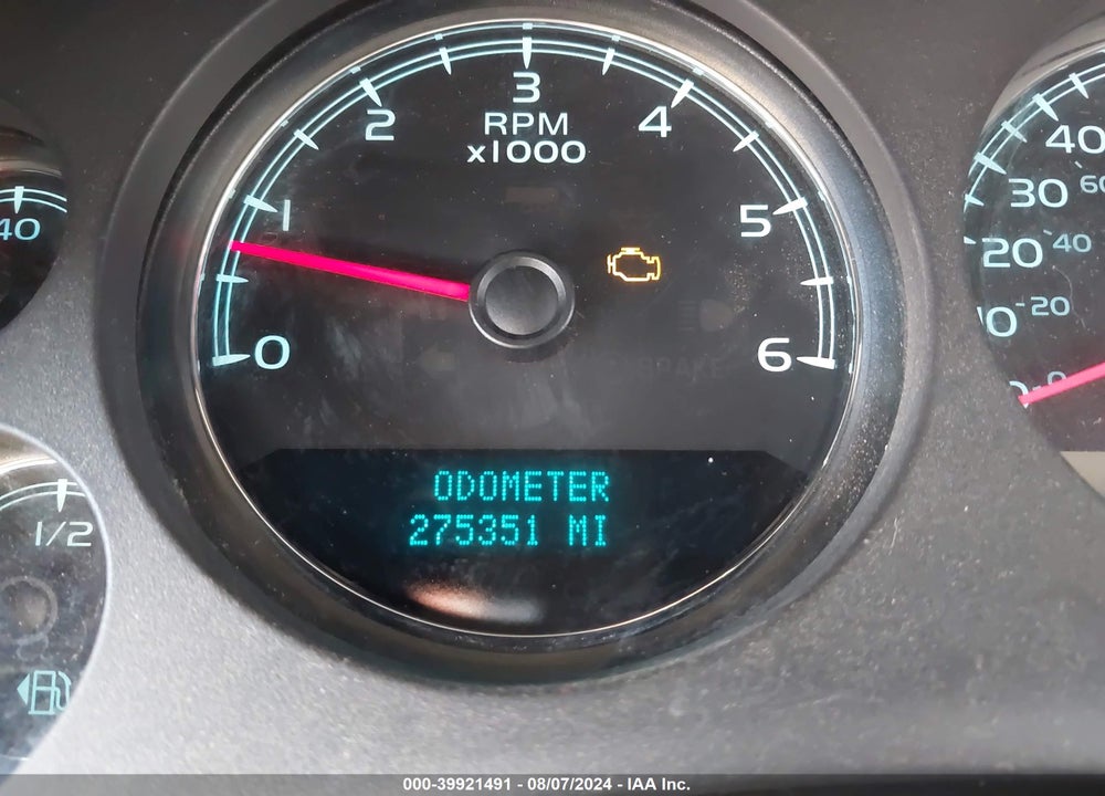 2007 CHEVROLET TAHOE LT VIN: 1GNFK13097J106125