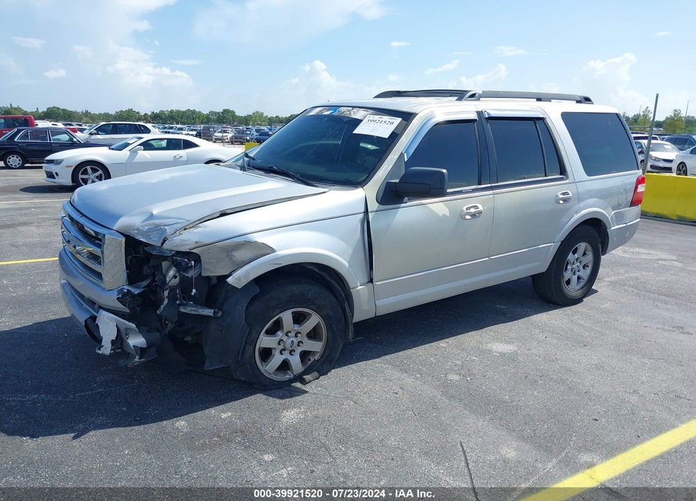 2010 FORD EXPEDITION XLT VIN: 1FMJU1G56AEB59248