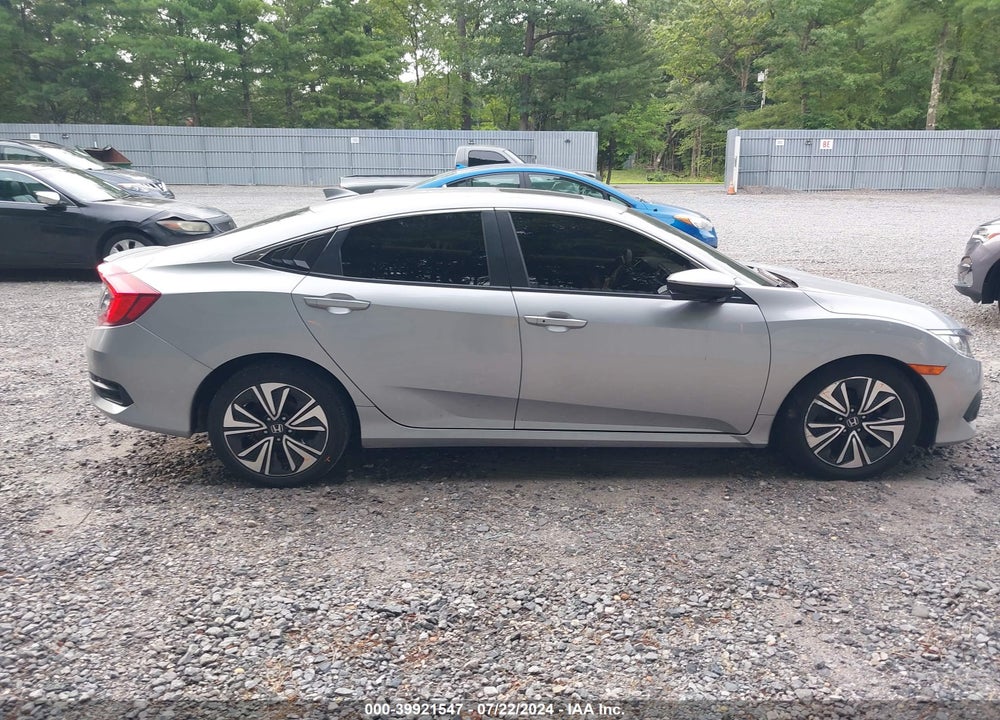 2018 HONDA CIVIC EX-T VIN: JHMFC1F34JX032787