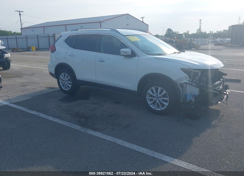 2018 NISSAN ROGUE SV VIN: 5N1AT2MVXJC801849