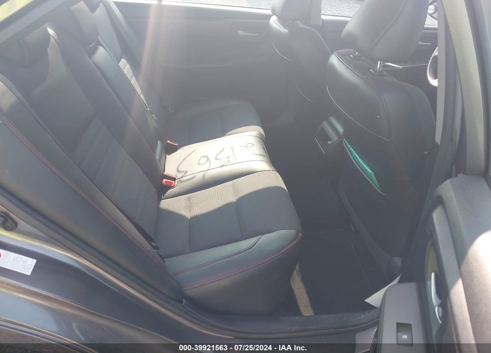 2016 TOYOTA CAMRY SE VIN: 4T1BF1FK3GU253088