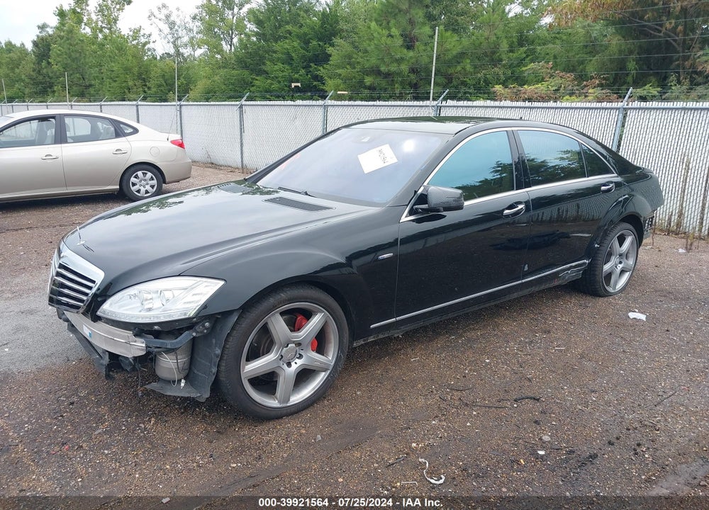 2012 MERCEDES-BENZ S 550 VIN: WDDNG7DB4CA432066