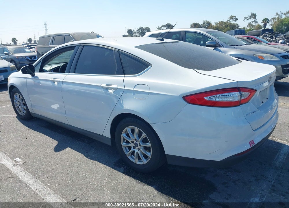 2015 FORD FUSION S VIN: 3FA6P0G77FR305986