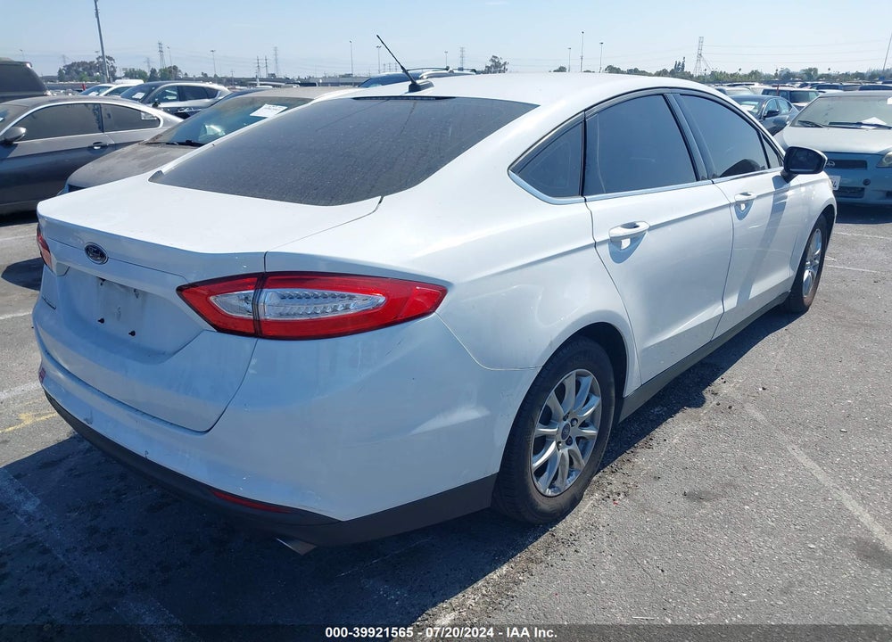 2015 FORD FUSION S VIN: 3FA6P0G77FR305986