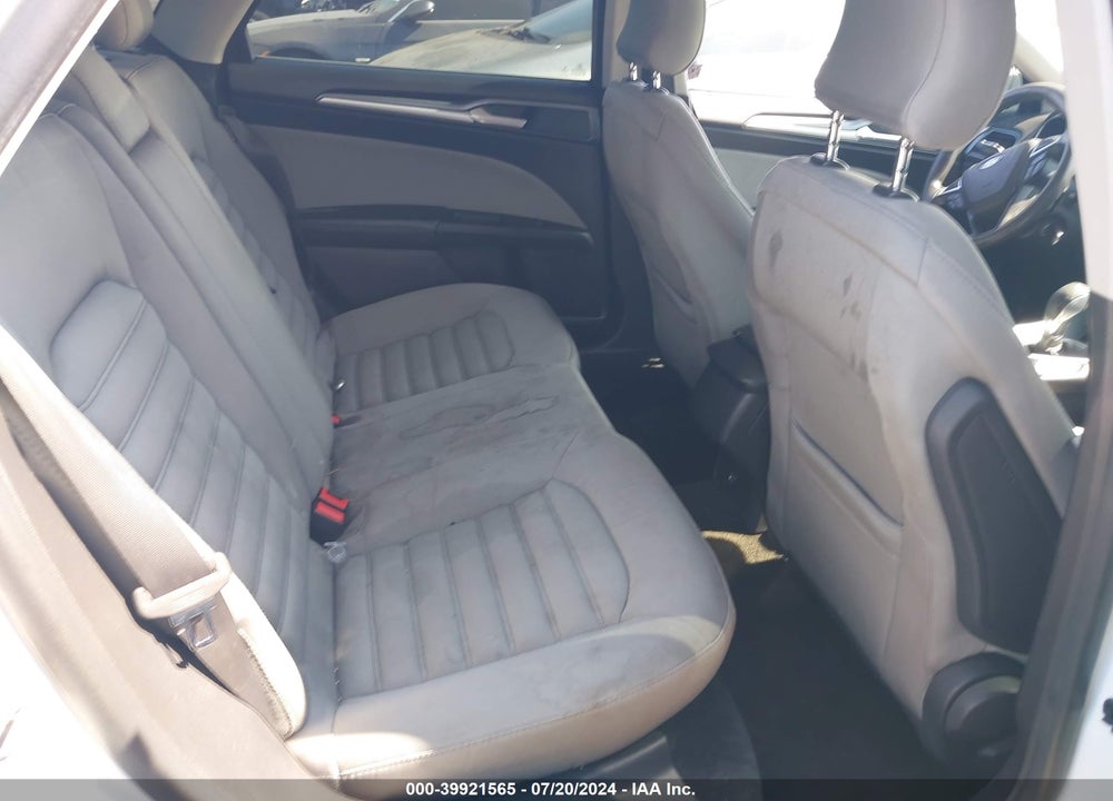 2015 FORD FUSION S VIN: 3FA6P0G77FR305986