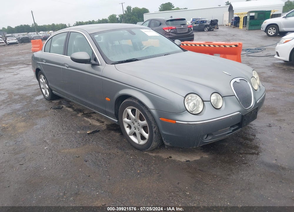 2005 JAGUAR S-TYPE 4.2L V8 VIN: SAJWA01U75HN24037