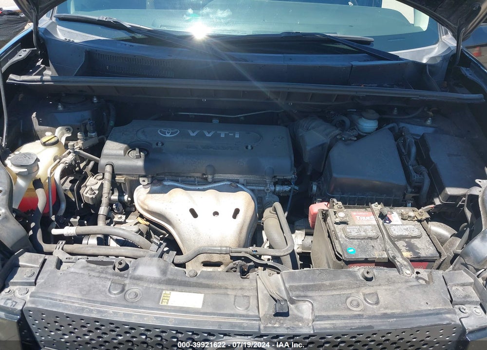 2008 SCION XB VIN: JTLKE50E181030721