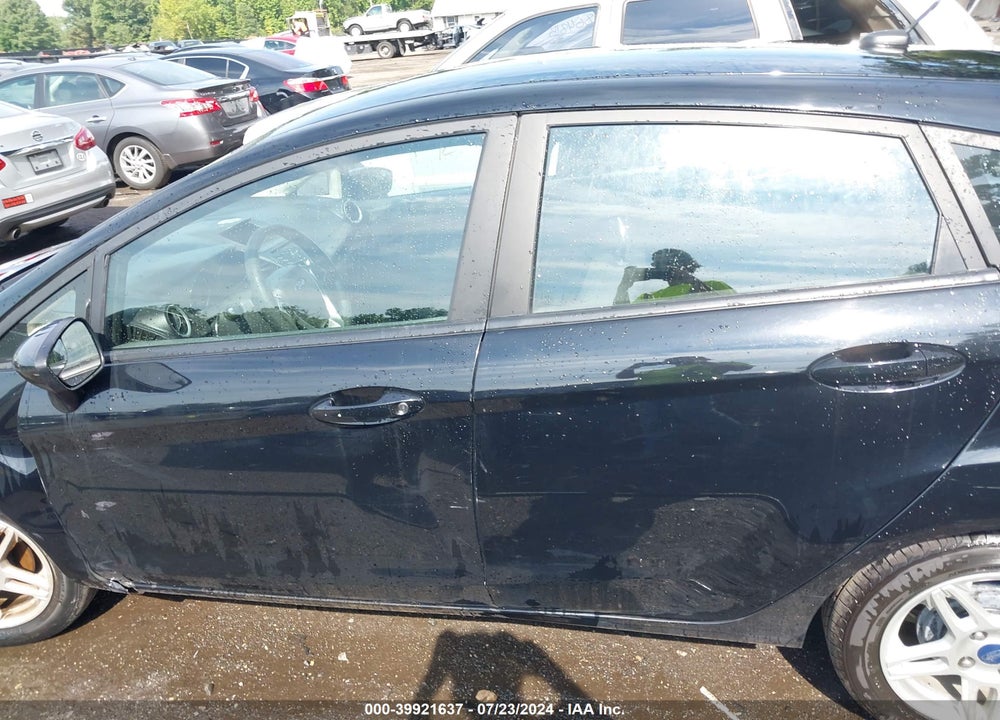 2018 FORD FIESTA SE VIN: 3FADP4EJ7JM133185