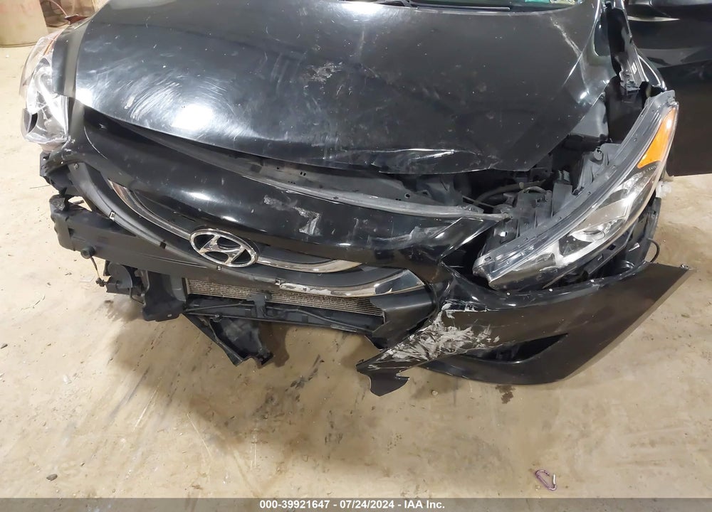 2014 HYUNDAI ELANTRA GT VIN: KMHD35LH2EU218038