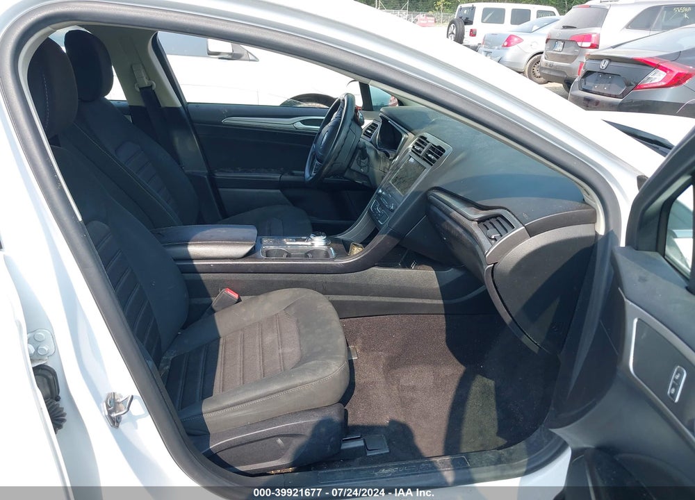 2020 FORD FUSION SE VIN: 3FA6P0HD3LR262926