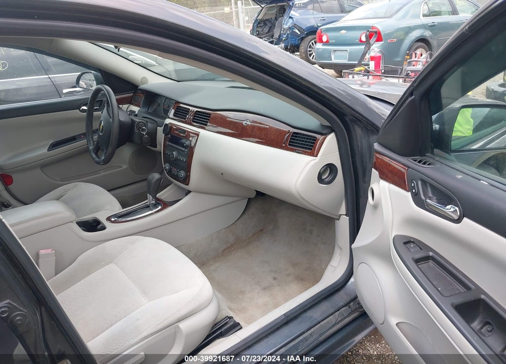 2010 CHEVROLET IMPALA LS VIN: 2G1WA5EN0A1263872