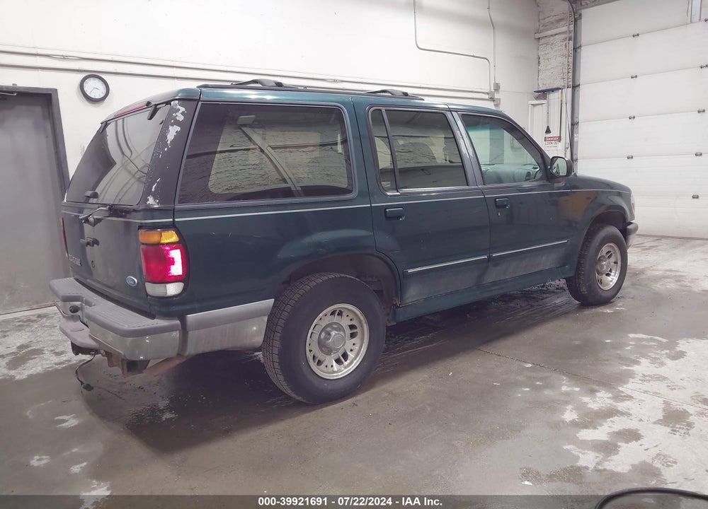 1996 FORD EXPLORER VIN: 1FMDU34X9TZA33055
