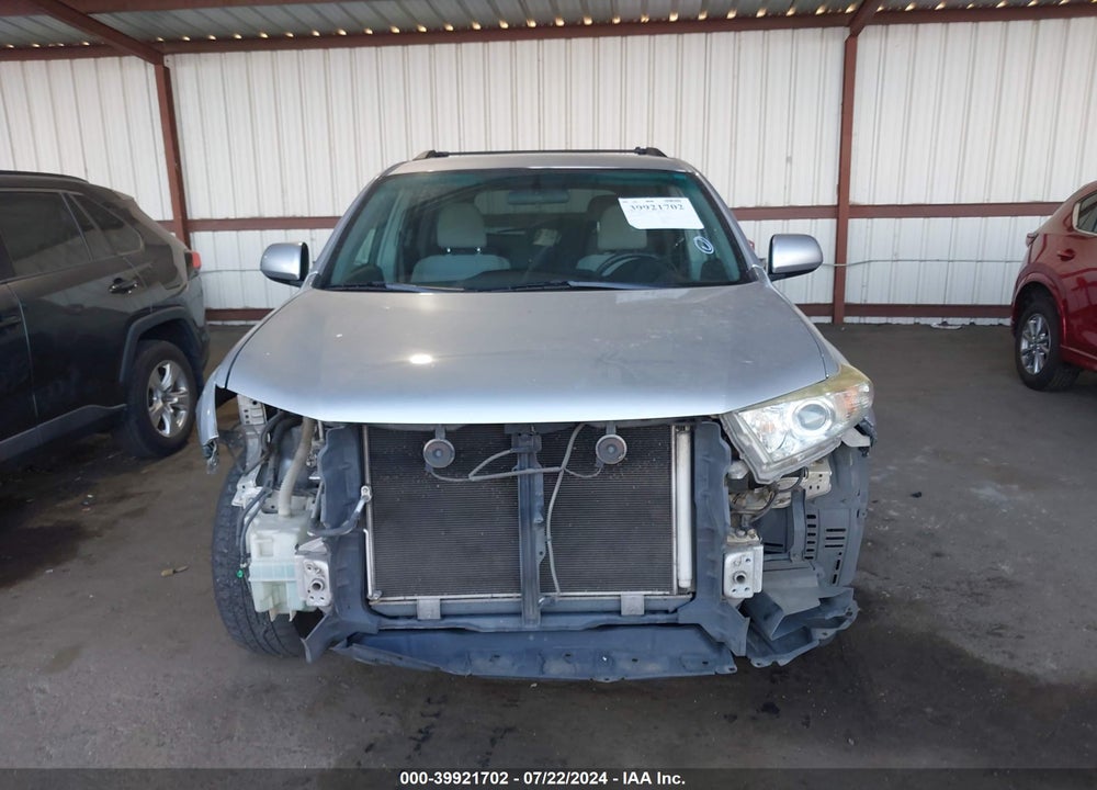 2013 TOYOTA HIGHLANDER BASE V6 VIN: 5TDBK3EH9DS178611