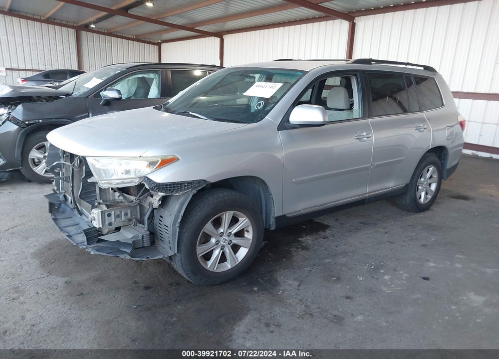 2013 TOYOTA HIGHLANDER BASE V6 VIN: 5TDBK3EH9DS178611