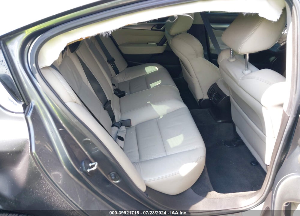 2010 ACURA TL 3.7 VIN: 19UUA9F52AA003808