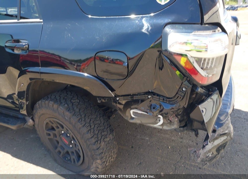 2021 TOYOTA 4RUNNER VENTURE SPECIAL EDITION VIN: JTEHU5JR6M5886606
