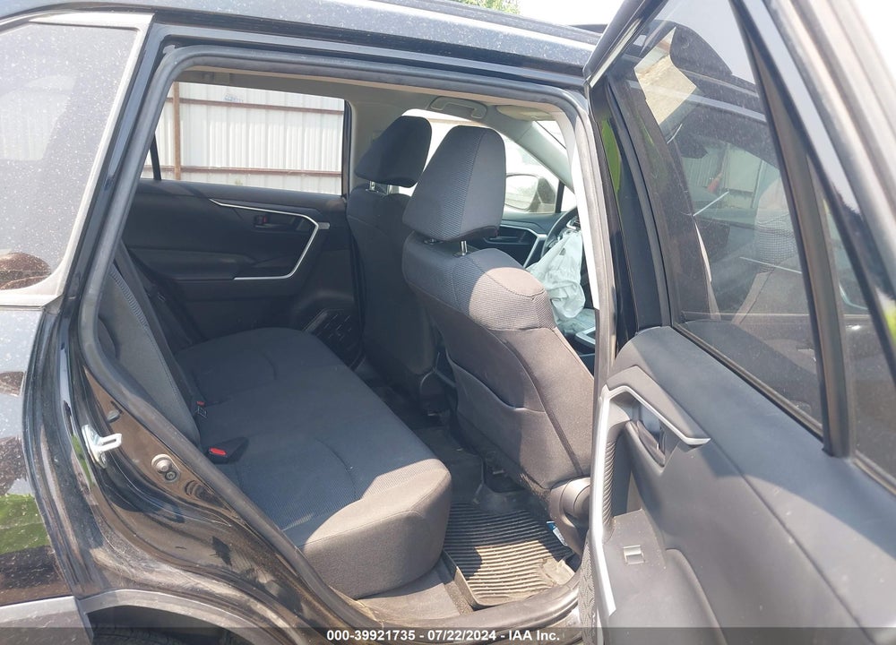 2019 TOYOTA RAV4 LE VIN: JTMF1RFVXKJ004701