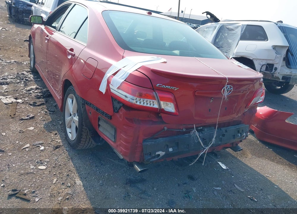 2011 TOYOTA CAMRY SE VIN: 4T1BF3EK0BU117989