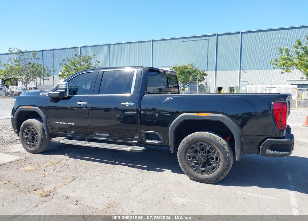 2022 GMC SIERRA 2500HD 4WD  STANDARD BED DENALI VIN: 1GT49REY0NF100131