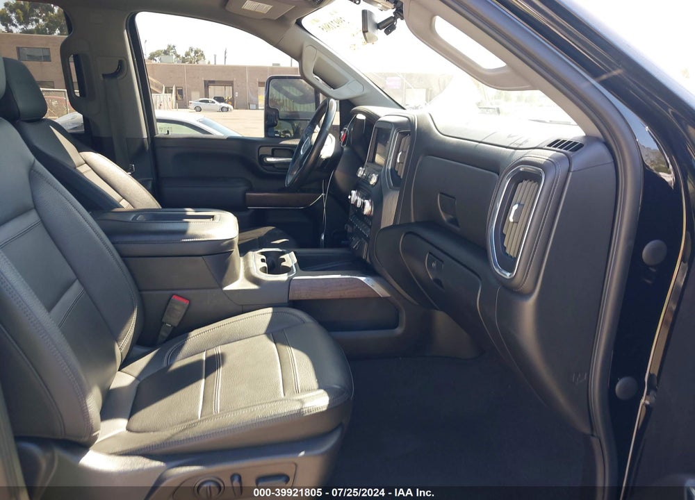 2022 GMC SIERRA 2500HD 4WD  STANDARD BED DENALI VIN: 1GT49REY0NF100131