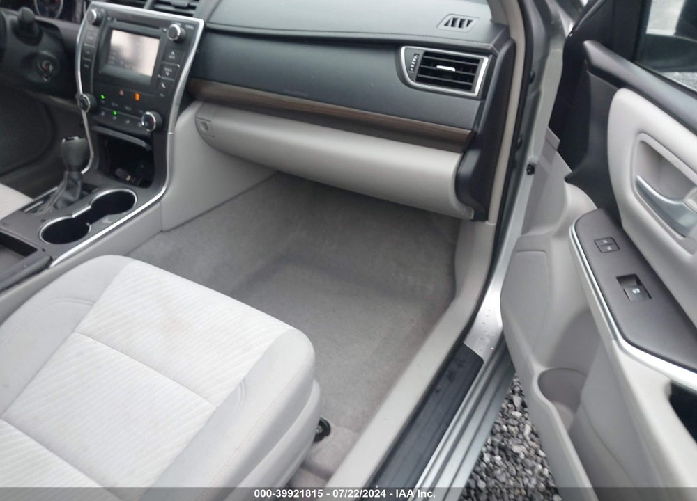 2017 TOYOTA CAMRY LE VIN: 4T1BF1FK8HU370652
