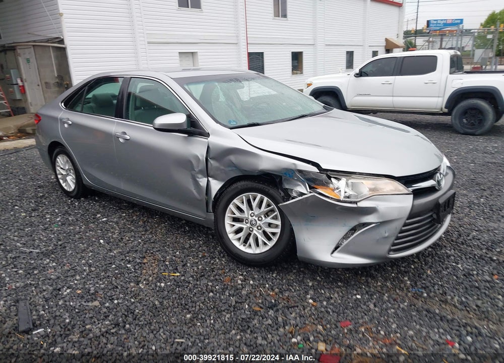 2017 TOYOTA CAMRY LE VIN: 4T1BF1FK8HU370652