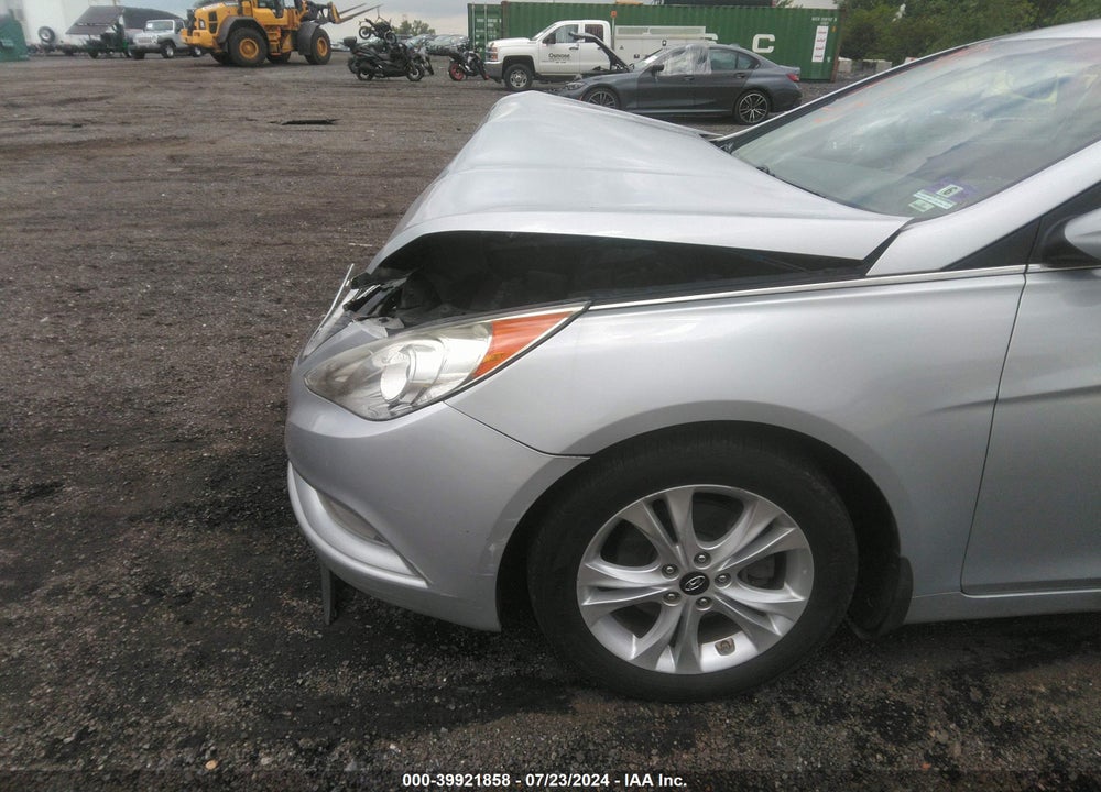 2011 HYUNDAI SONATA LIMITED VIN: 5NPEC4AC0BH108878