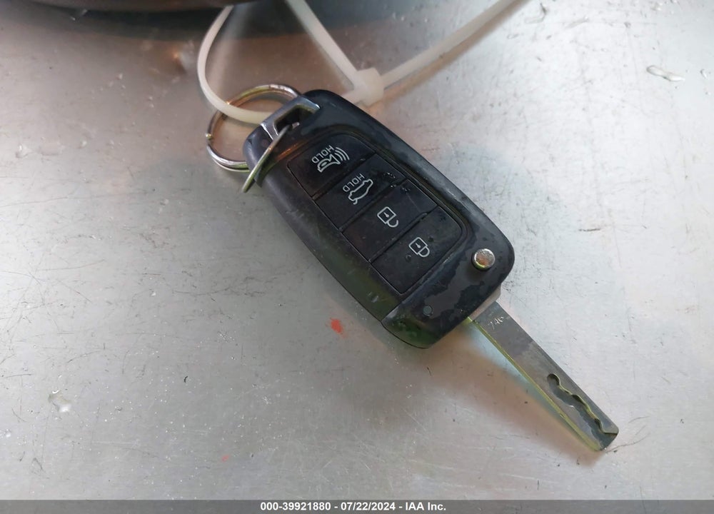 2019 HYUNDAI ACCENT SE VIN: 3KPC24A37KE052887