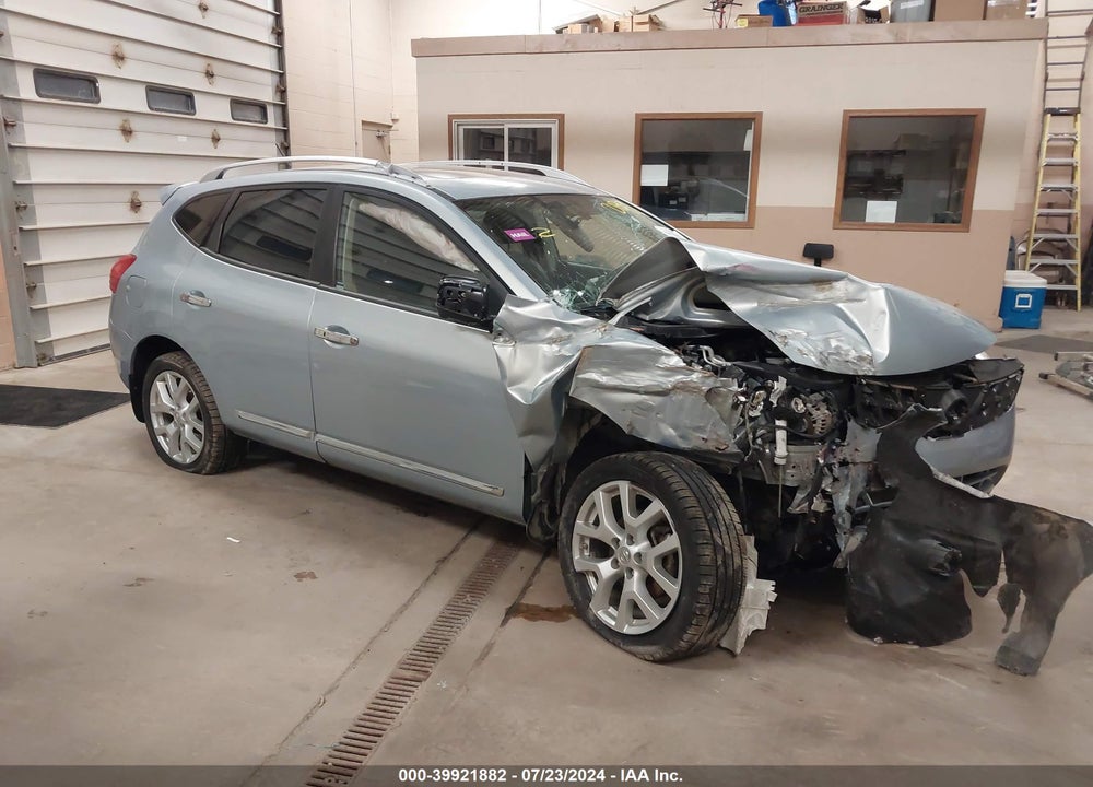 2013 NISSAN ROGUE SV W/SL PKG VIN: JN8AS5MV8DW118287