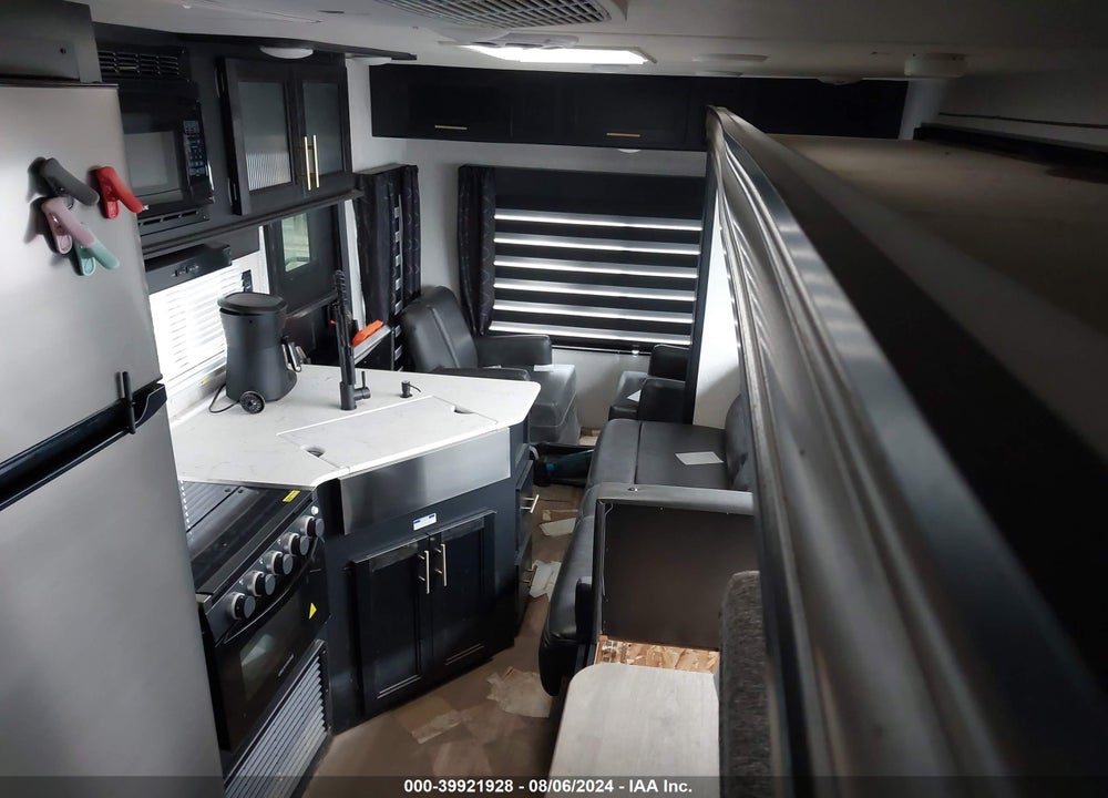 2022 CHEROKEE M-26MK GREY WOLF VIN: 4X4TCKB20NK082171