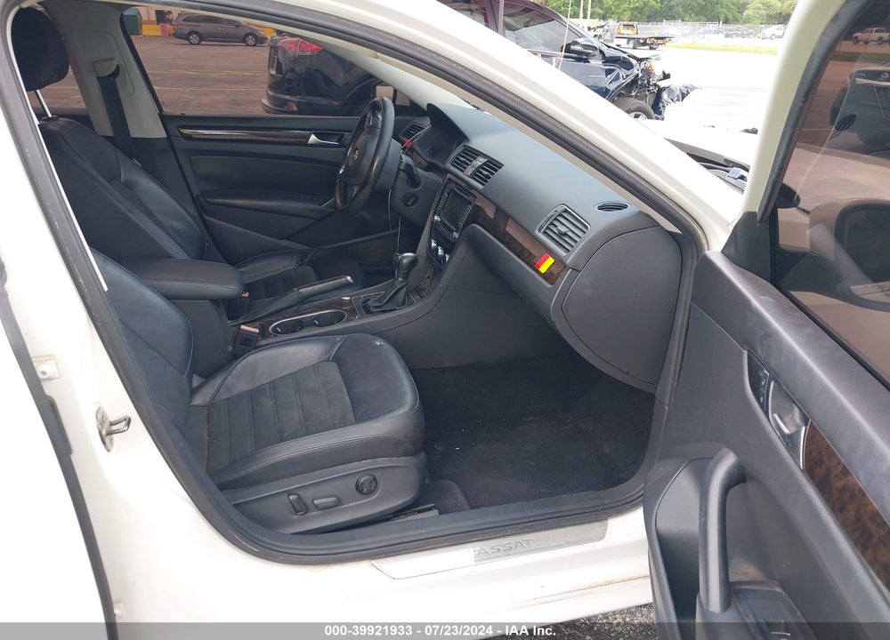 2014 VOLKSWAGEN PASSAT 2.0L TDI SEL PREMIUM VIN: 1VWCN7A3XEC078594