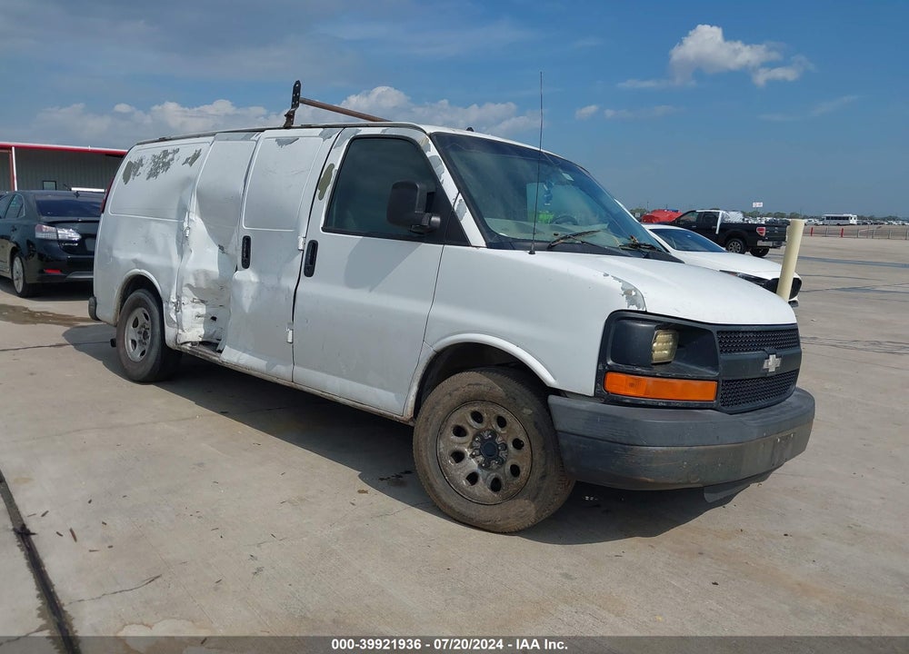 2005 CHEVROLET EXPRESS VIN: 1GCFG15X351131913