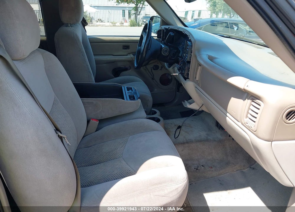 2006 CHEVROLET TAHOE LS VIN: 1GNEC13V46R138579
