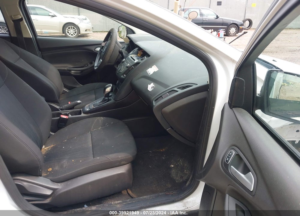2017 FORD FOCUS VIN: 1FADP3K21HL215206
