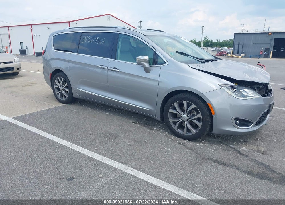 2017 CHRYSLER PACIFICA LIMITED VIN: 2C4RC1GGXHR504905