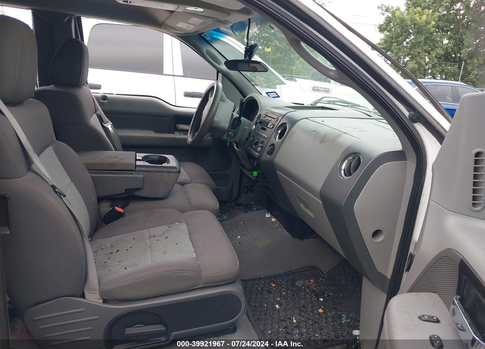 2006 FORD F-150 STX/XL/XLT VIN: 1FTRX12WX6FA16447