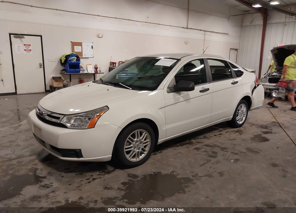 2010 FORD FOCUS SE VIN: 1FAHP3FN2AW153888