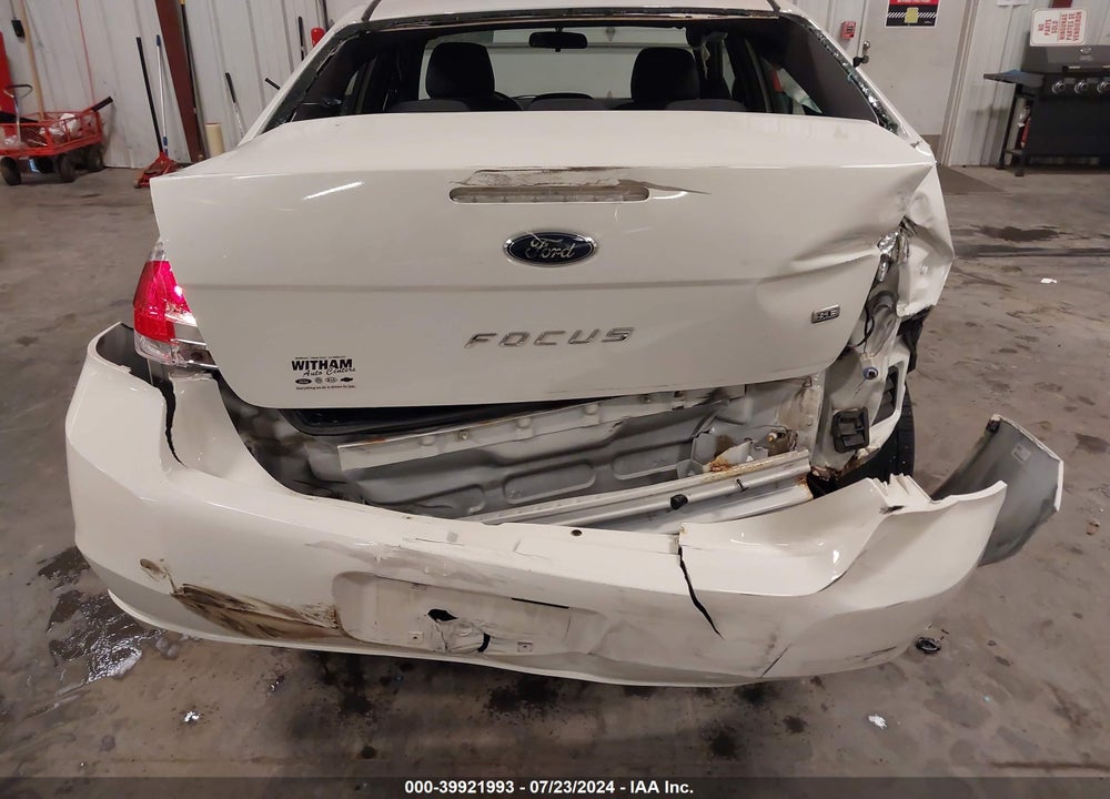 2010 FORD FOCUS SE VIN: 1FAHP3FN2AW153888