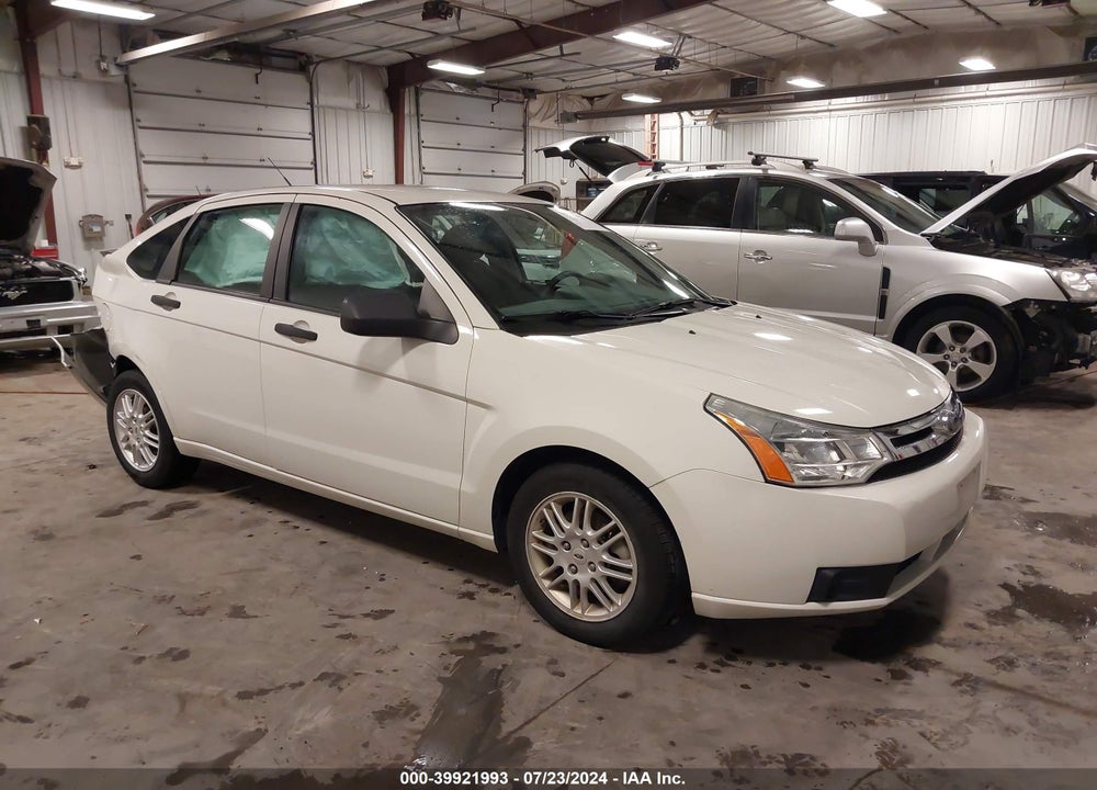 2010 FORD FOCUS SE VIN: 1FAHP3FN2AW153888