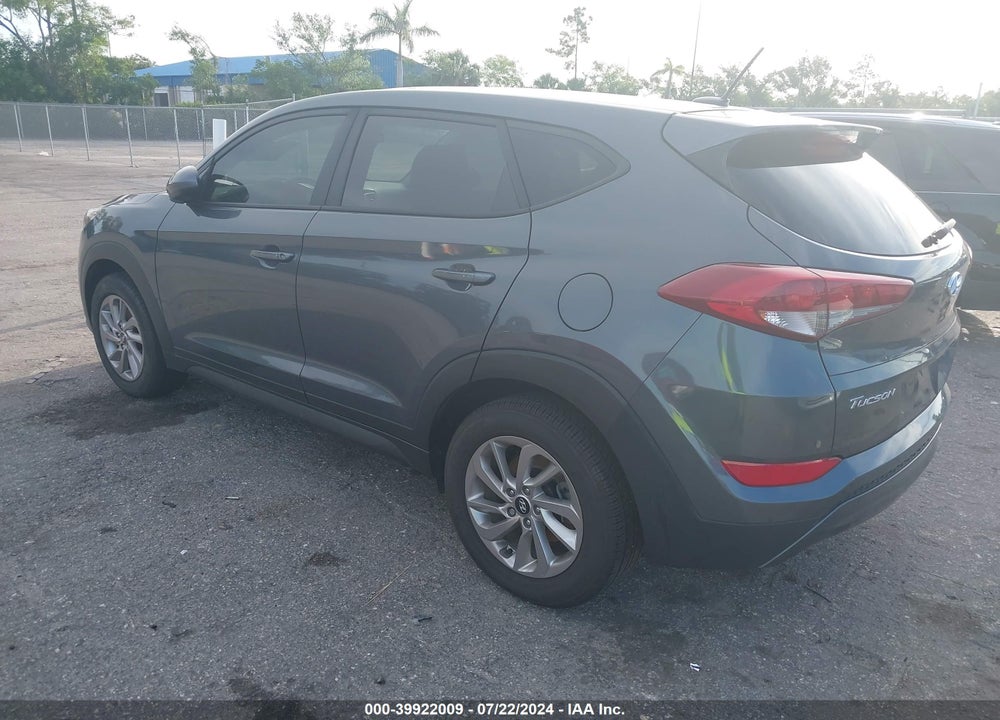 2017 HYUNDAI TUCSON SE VIN: KM8J23A42HU482116