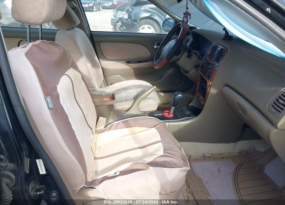 2001 HYUNDAI SONATA GLS/GLS W/LEATHER VIN: KMHWF35V51A418818