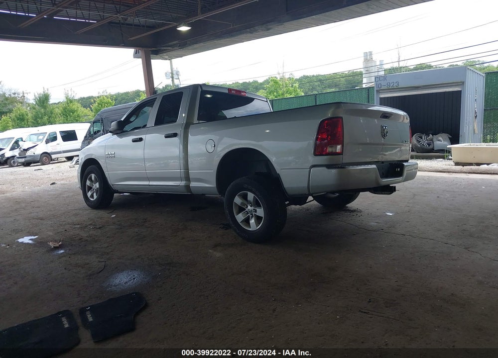 2016 RAM 1500 EXPRESS VIN: 1C6RR7FG1GS336546