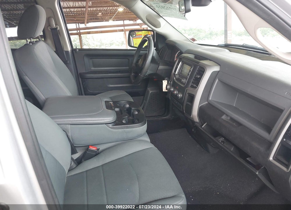 2016 RAM 1500 EXPRESS VIN: 1C6RR7FG1GS336546