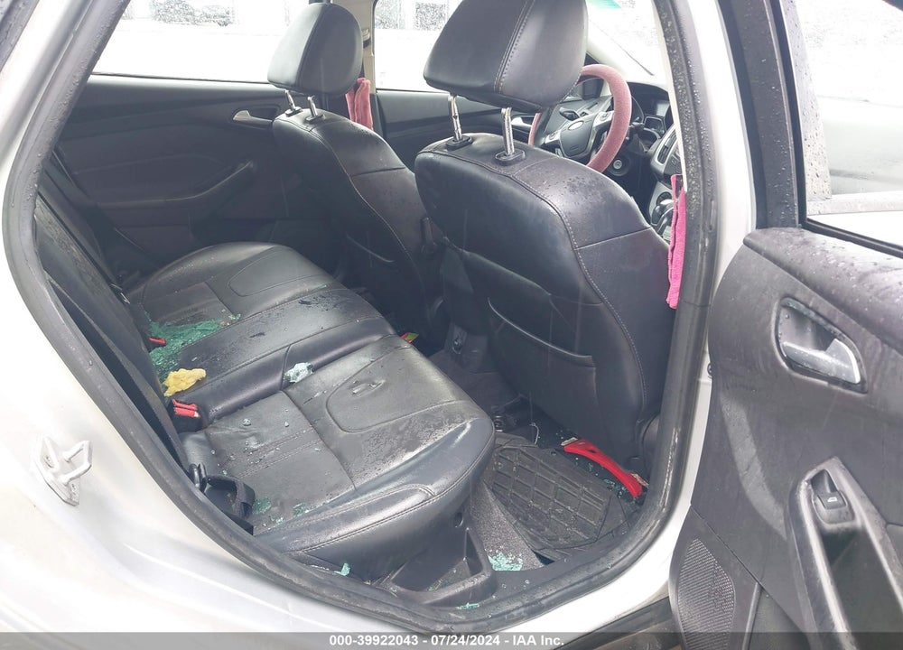2013 FORD FOCUS SE VIN: 1FADP3F21DL373923
